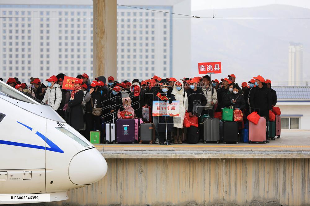 XINHUA PHOTOS OF THE DAY