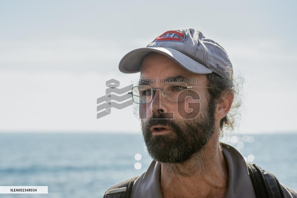Cedric Herrou Protests Against Jordan Bardella And Fabrice Leggeri Visit - Menton