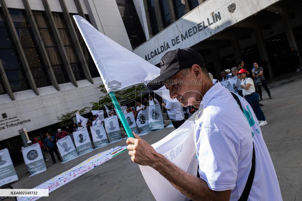 Demonstration Against Social Leaders Assasinations in Medellin