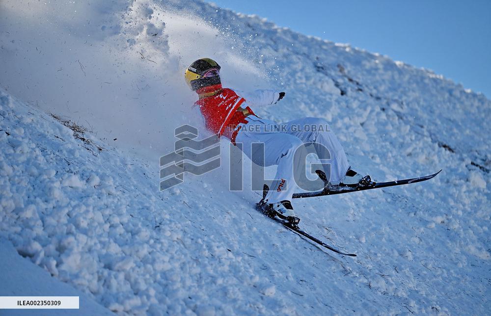 (SP)CHINA-INNER MONGOLIA-HULUN BUIR-14TH NATIONAL WINTER GAMES-FREESTYLE SKIING-WOMEN'S AERIALS (CN)