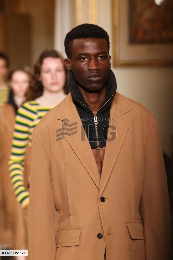 MFW - Onitsuka Tiger Runway