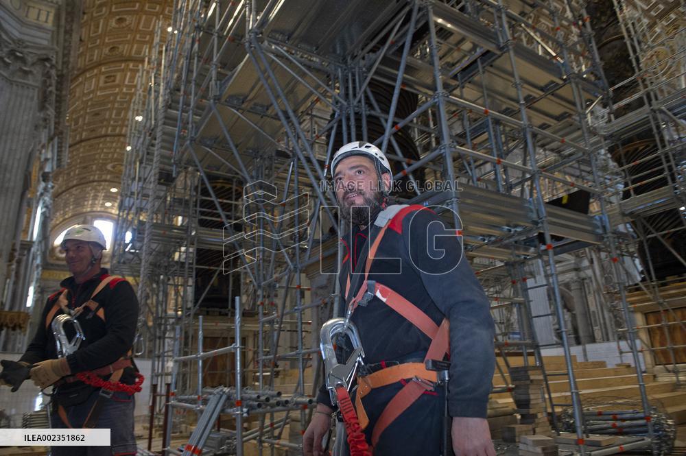 Restoration Canopy Of St Peters Basilica - Vatican