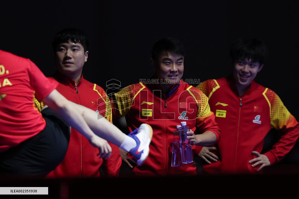 (SP)SOUTH KOREA-BUSAN-TABLE TENNIS-WORLD TEAM CHAMPIONSHIPS FINALS-MEN-CHN VS ROU
