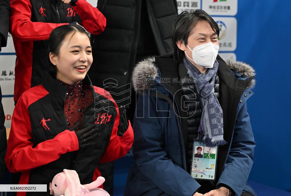 (SP)CHINA-INNER MONGOLIA-HULUN BUIR-14TH NATIONAL WINTER GAMES-FIGURE SKATING-TEAM (CN)