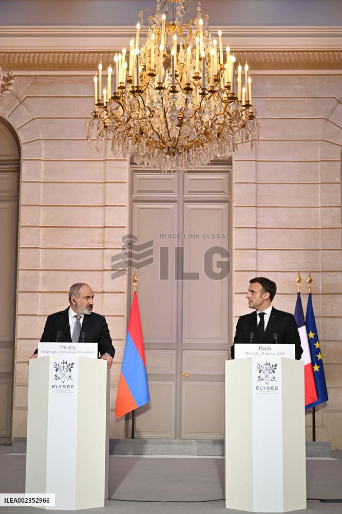French President Meets PM Of Armenia - Paris