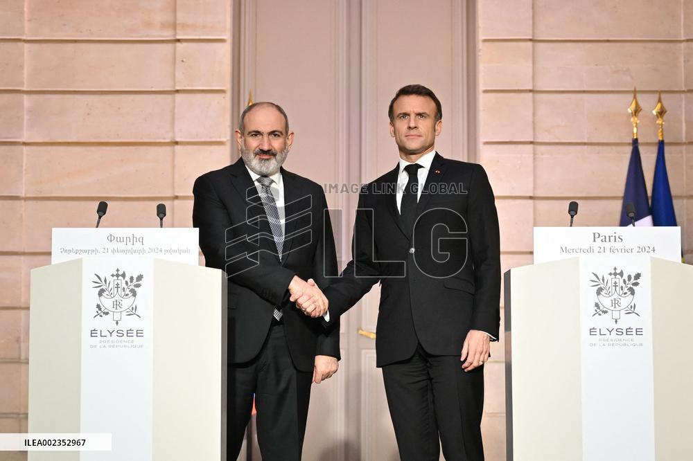 French President Meets PM Of Armenia - Paris