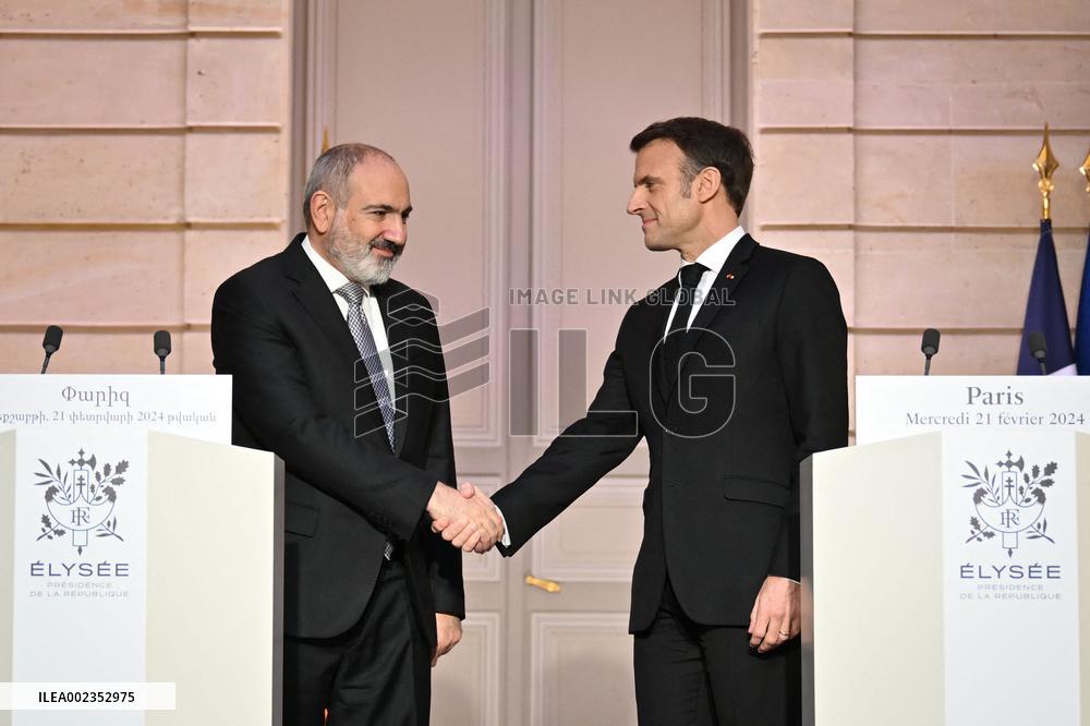 French President Meets PM Of Armenia - Paris