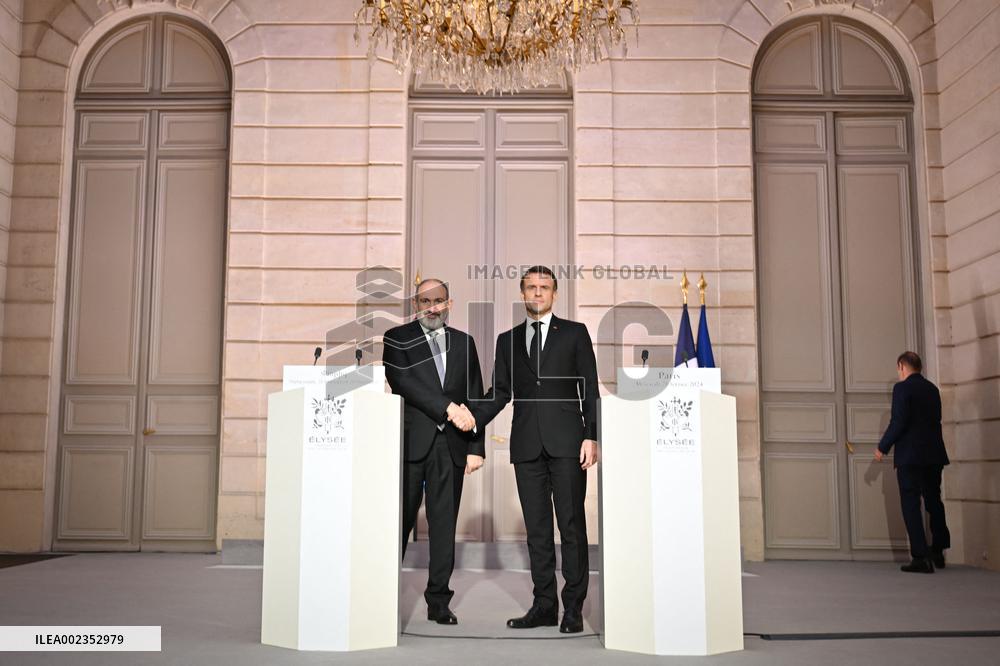 French President Meets PM Of Armenia - Paris