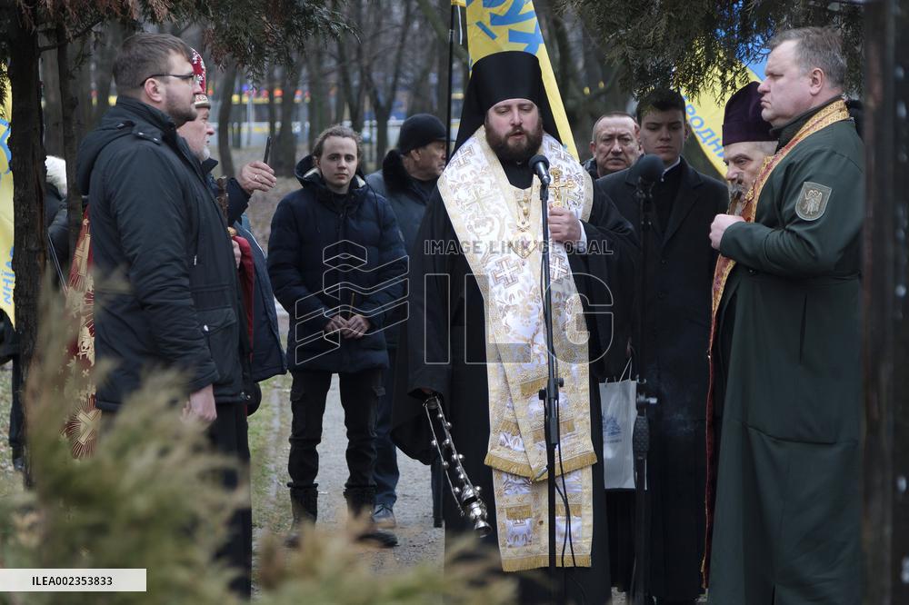 Memory of Olena Teliha honored in Babyn Yar