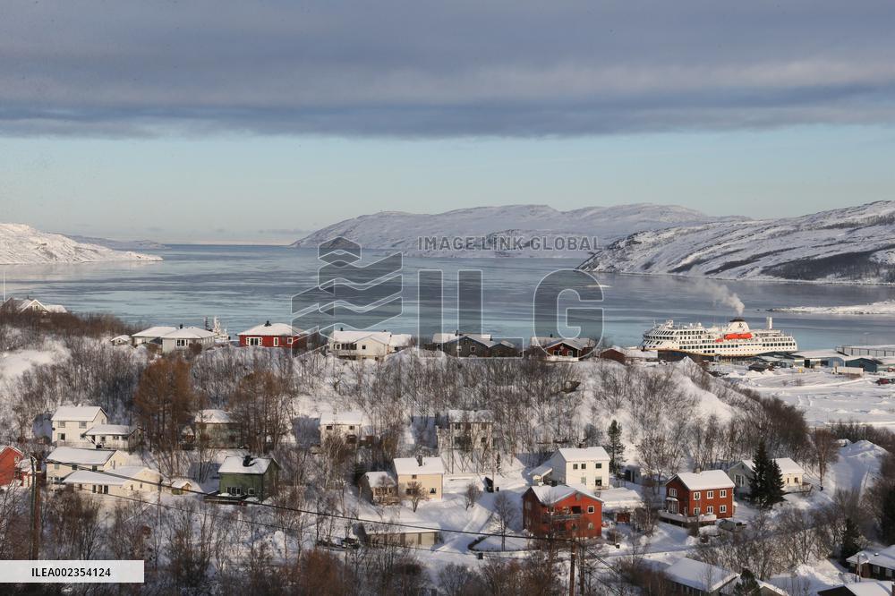 NORWAY-FINNMARK COUNTY-KIRKENES-SCENERY