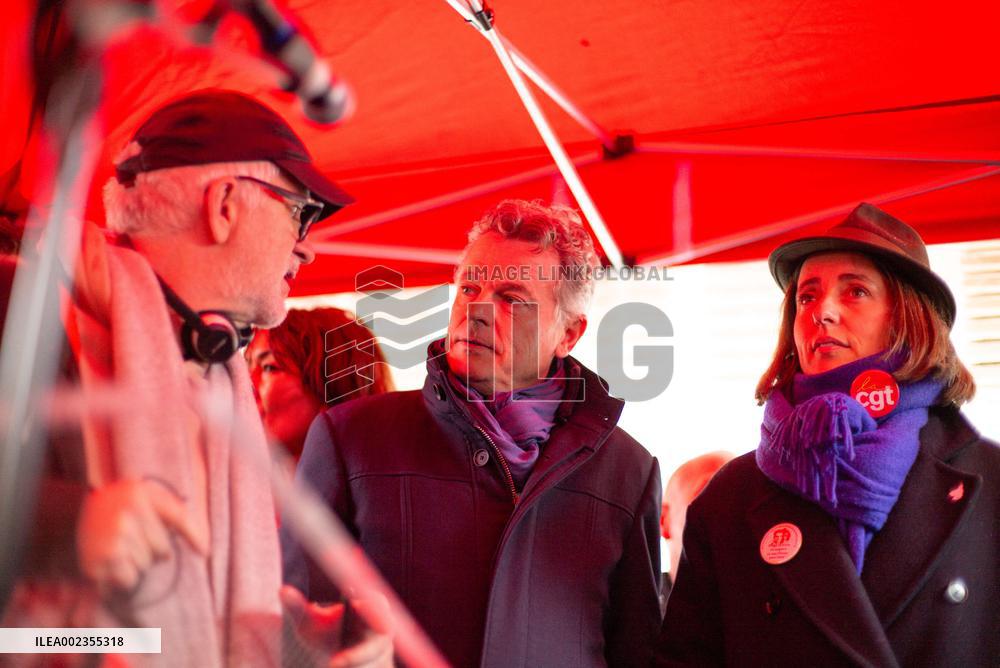 Tribute To Manouchian Before His Last Home - Paris