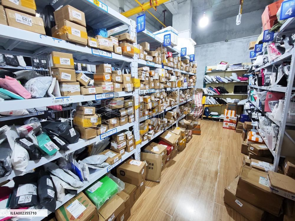 Express Backlog During The Spring Festival Holiday in Enshi