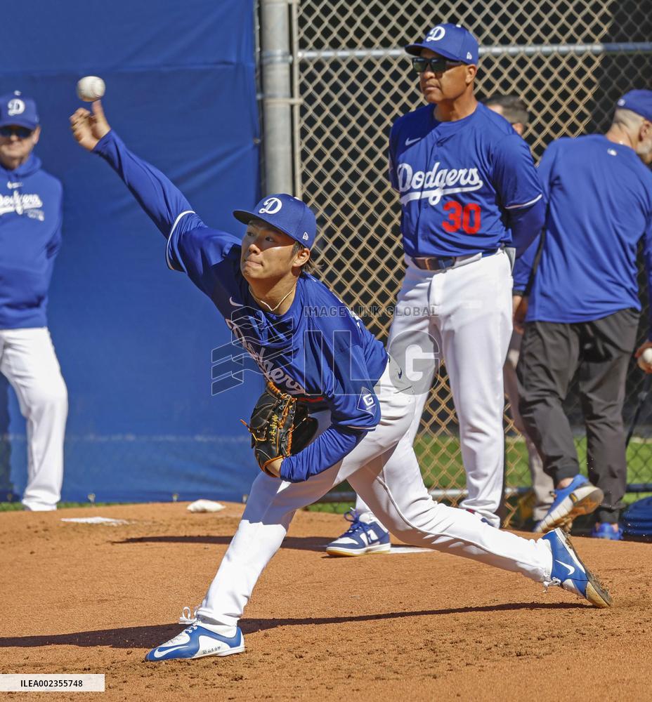 Baseball: MLB spring training