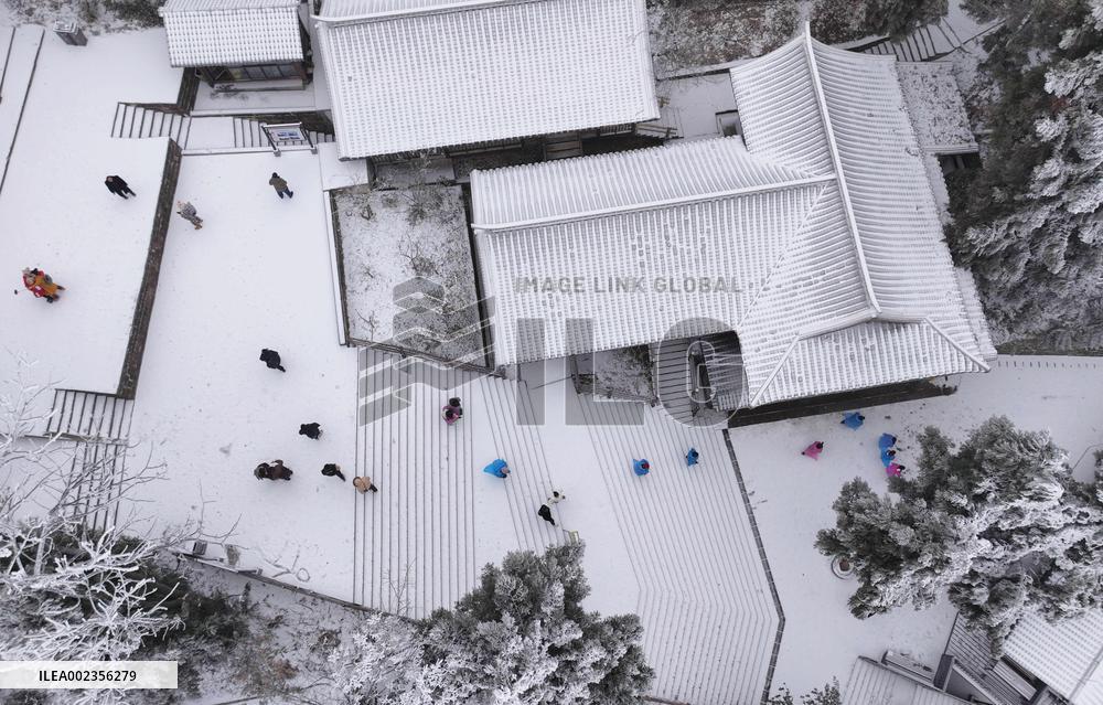 #CHINA-HUNAN-ZHANGJIAJIE-SNOW (CN)