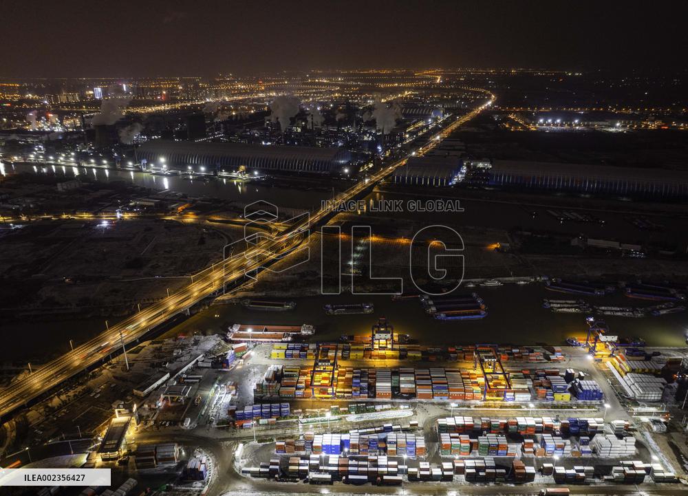 Beijing-Hangzhou Grand Canal Container Terminal in Huai 'an