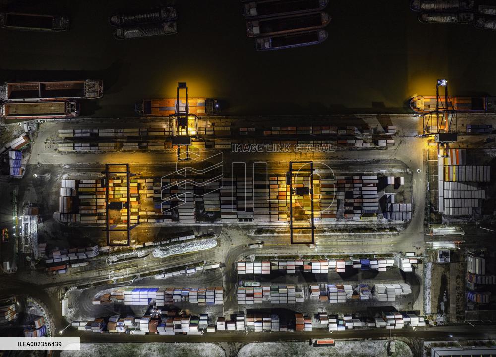 Beijing-Hangzhou Grand Canal Container Terminal in Huai 'an
