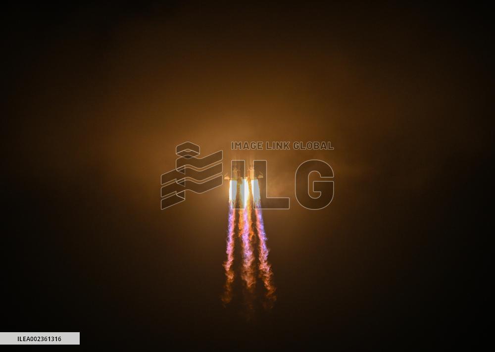 (EyesOnSci)CHINA-HAINAN-WENCHANG-SATELLITE-LAUNCH (CN)