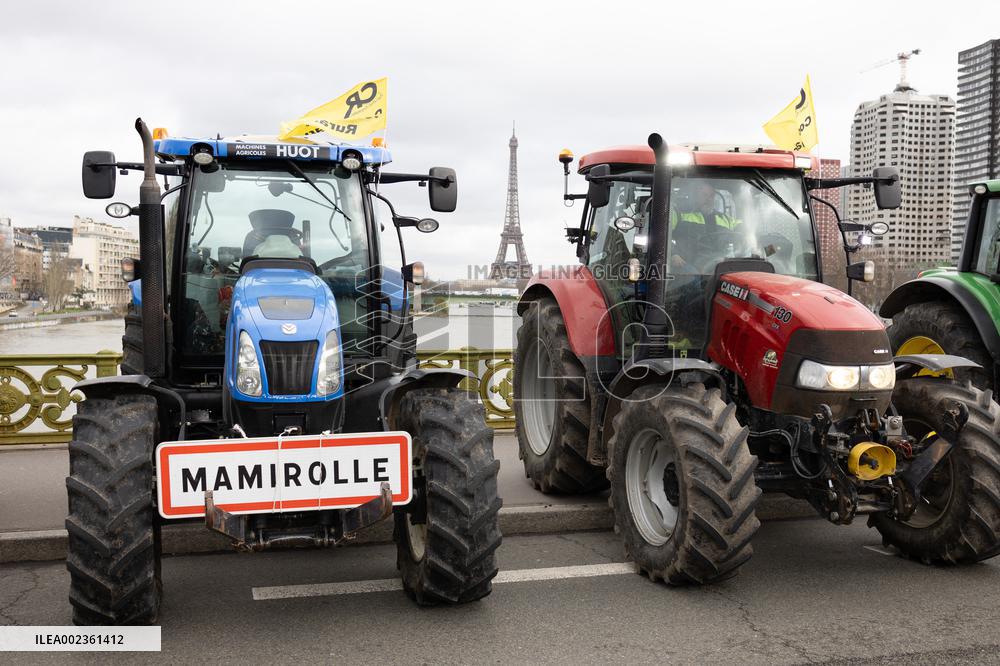 Coordination Rurale farmers demonstration - Paris