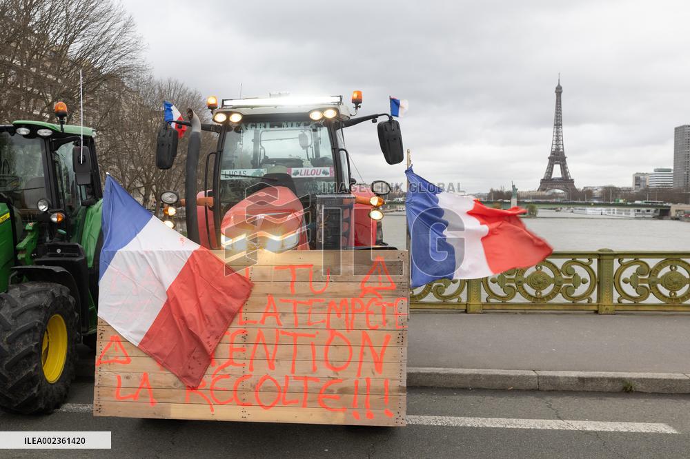 Coordination Rurale farmers demonstration - Paris