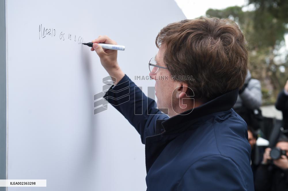 SPAIN-MADRID-PANDA-FAREWELL PARTY