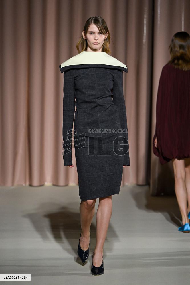 MFW - Philosophy Di Lorenzo Serafini Runway