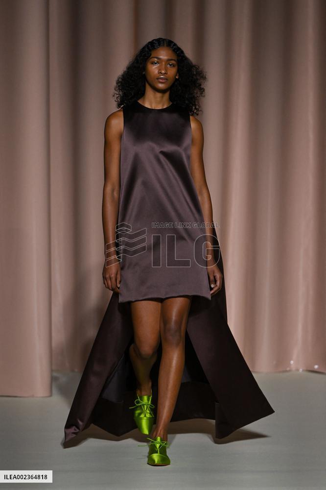 MFW - Philosophy Di Lorenzo Serafini Runway