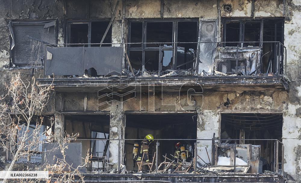At Least 10 People Dead In High-Rise Fire - Valencia