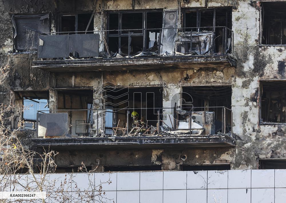 At Least 10 People Dead In High-Rise Fire - Valencia