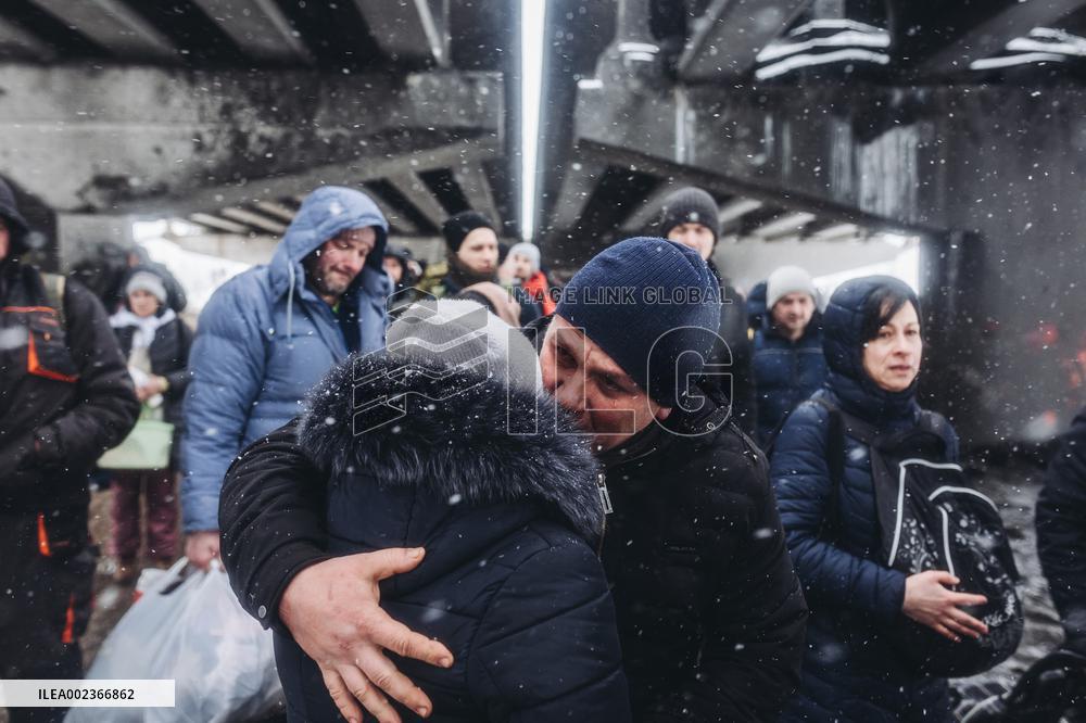 Xinhua Headlines: Two years on, peace still elusive in Ukraine crisis