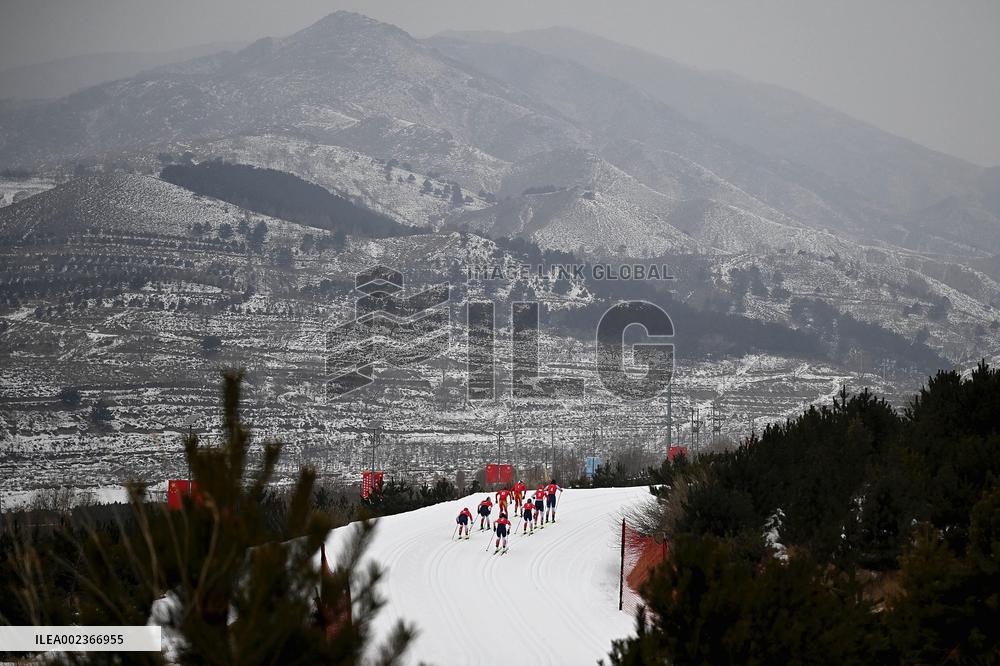(SP)CHINA-INNER MONGOLIA-ULANQAB-14TH NATIONAL WINTER GAMES-CROSS COUNTRY-WOMEN 30KM MASS START CLASSIC (CN)