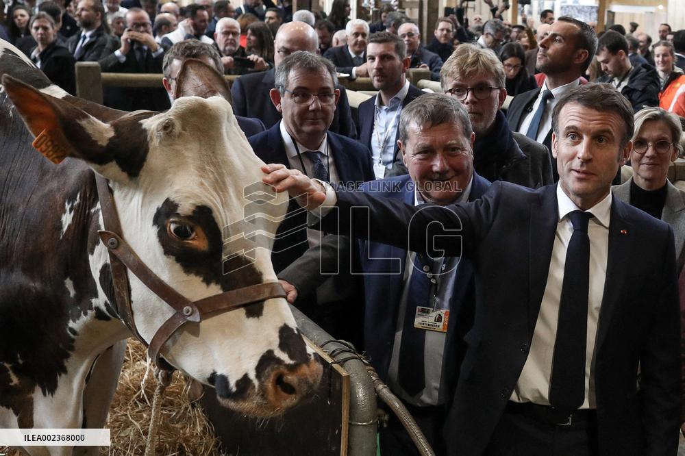 Emmanuel Macron At The Agricultural Fair - Paris