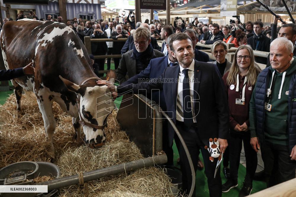 Emmanuel Macron At The Agricultural Fair - Paris