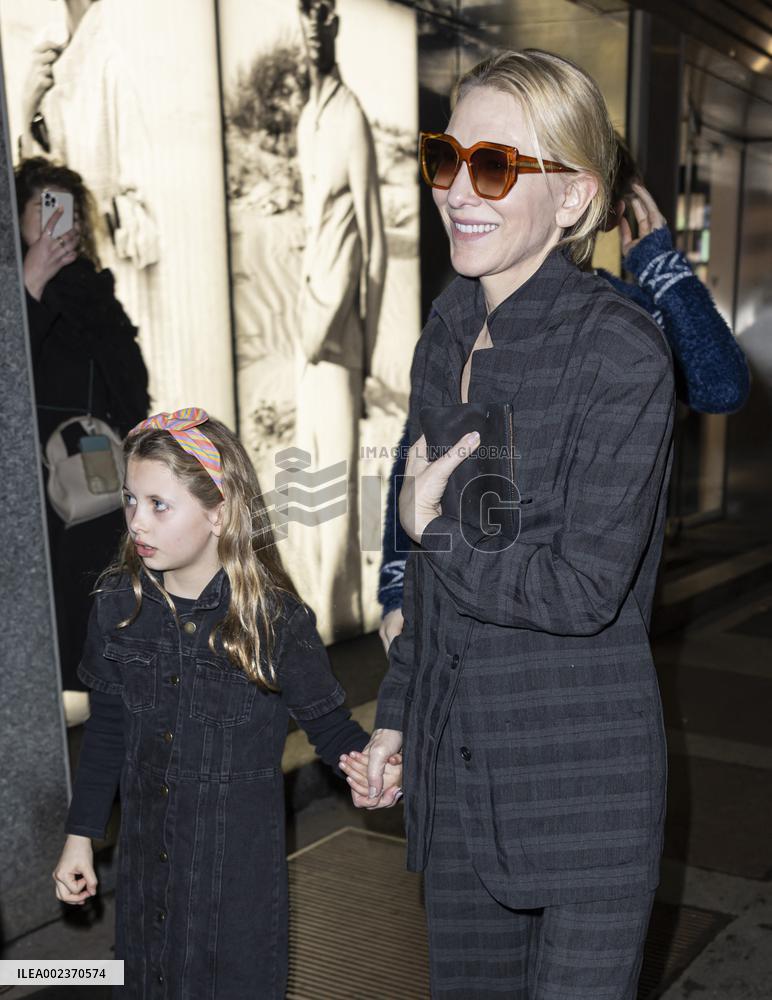 Cate Blanchett And Child Out - Milan