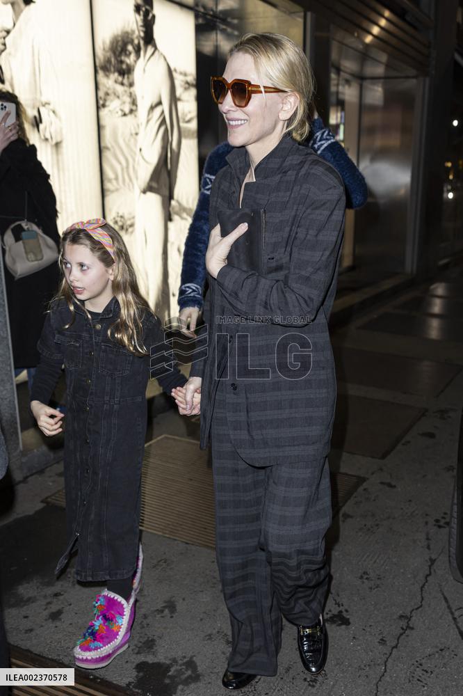 Cate Blanchett And Child Out - Milan