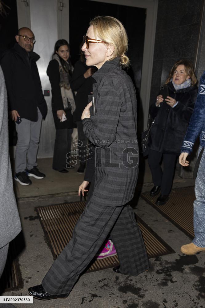 Cate Blanchett And Child Out - Milan