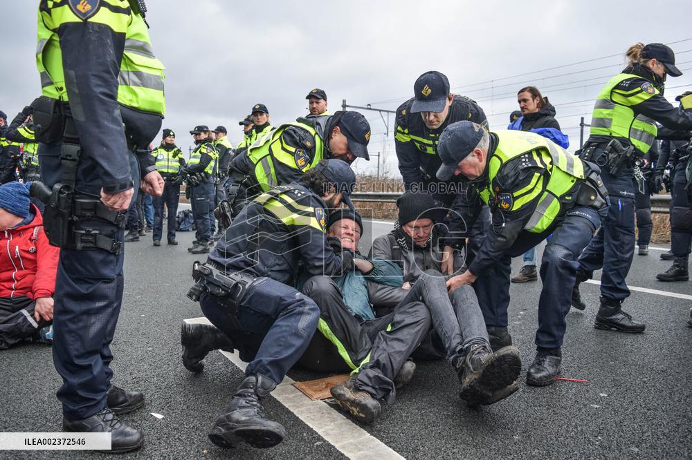 Extinction Rebellion Blocks The A10 Highway - Amsterdam