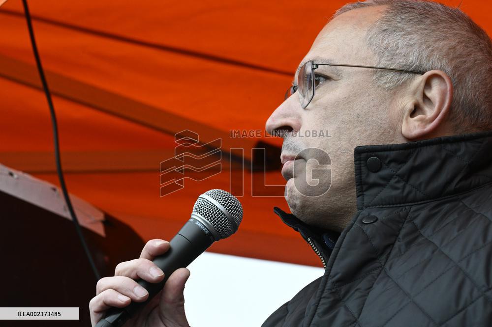 Exiled Russian former oligarch Mikhail Khodorkovsky
