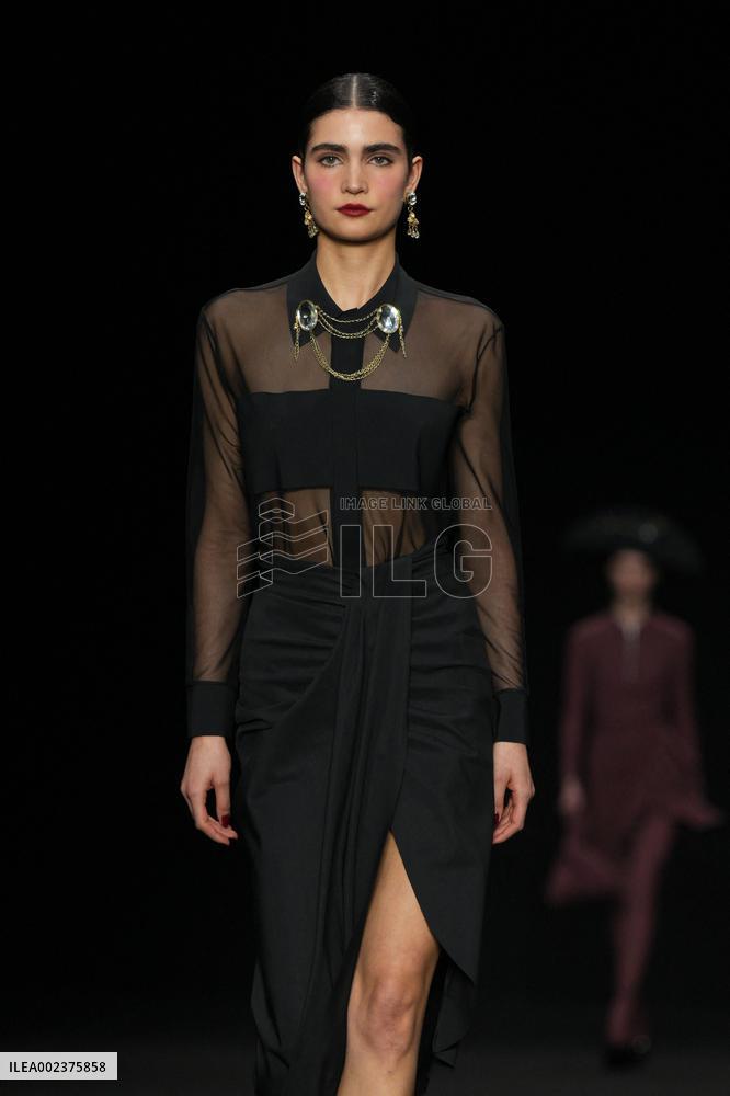 MFW - Chiara Boni La Petite Robe Runway
