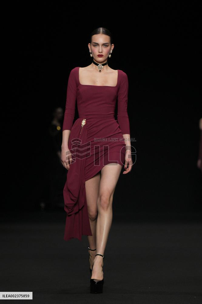 MFW - Chiara Boni La Petite Robe Runway