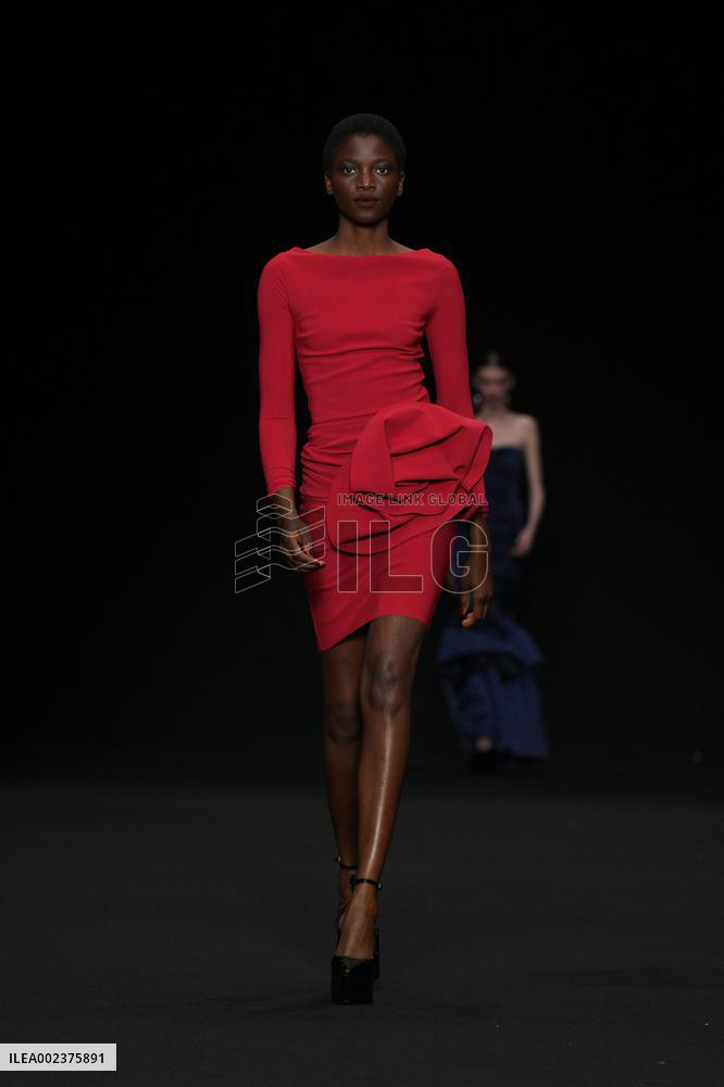 MFW - Chiara Boni La Petite Robe Runway