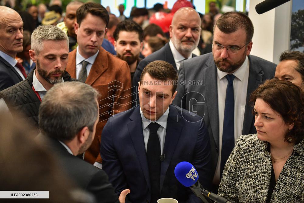Jordan Bardella's visit to the International Agricultural Fair