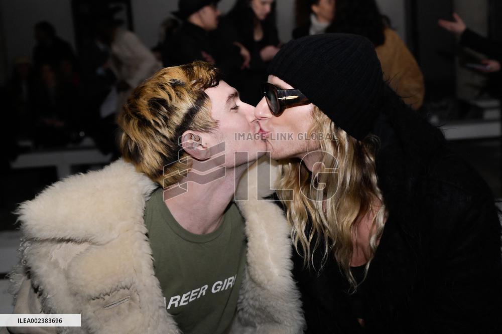 PFW - Pressiat Front Row