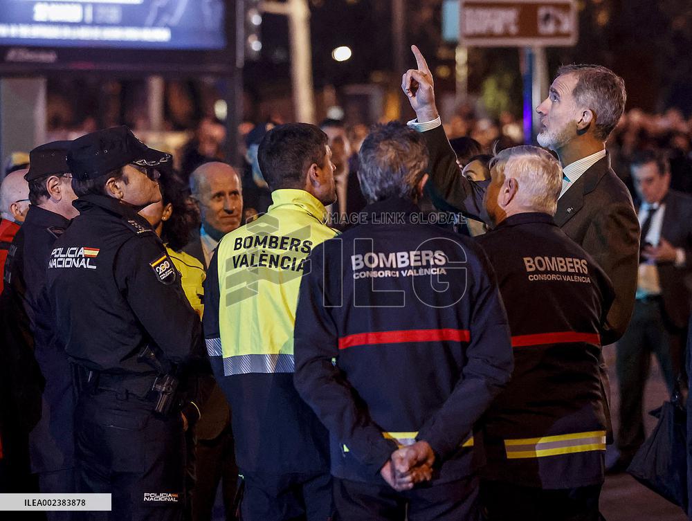 Royals Visit Valencia After The Fire - Spain
