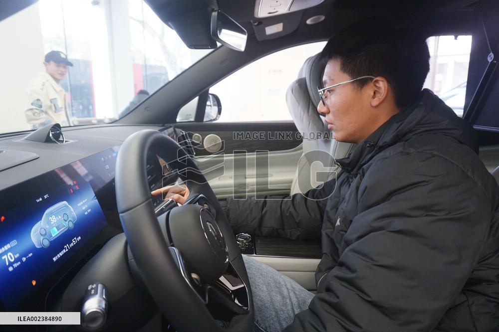 Huawei AITO M9 Delivered in Hangzhou