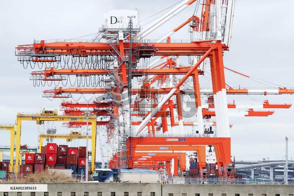 Image of port, harbor, container, crane, sea