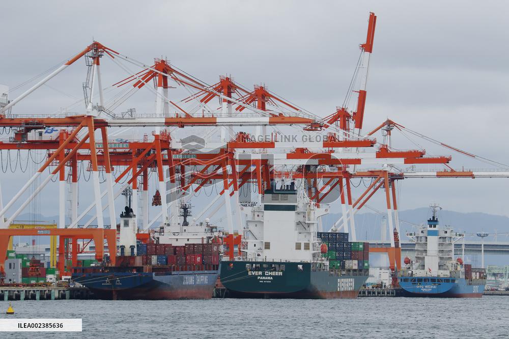 Image of port, harbor, container, crane, sea
