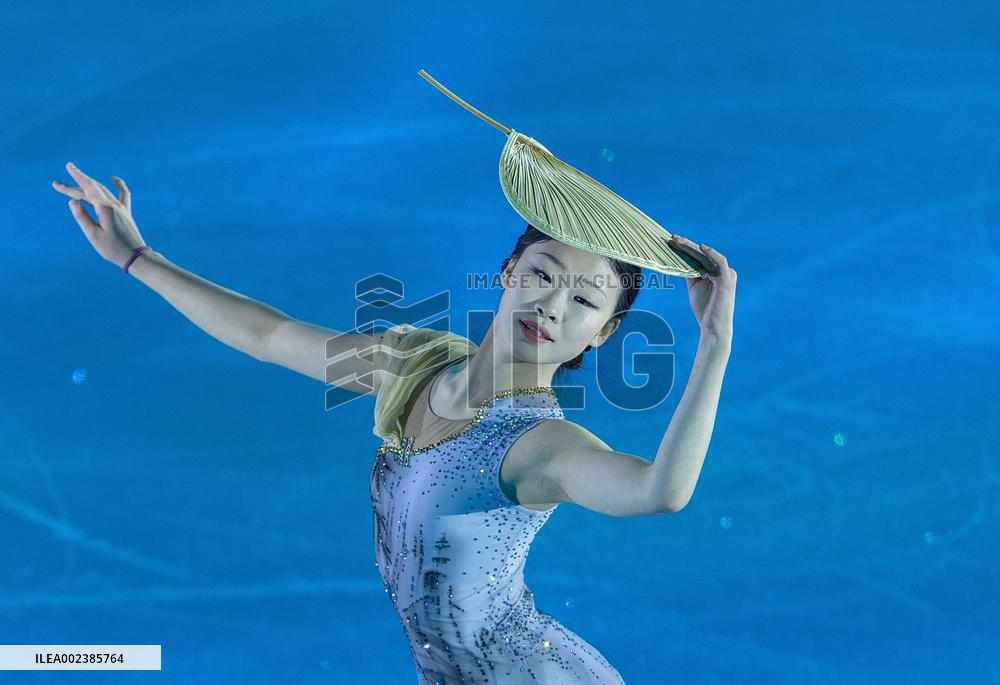 (SP)CHINA-INNER MONGOLIA-HULUN BUIR-14TH NATIONAL WINTER GAMES-FIGURE SKATING-GALA(CN)
