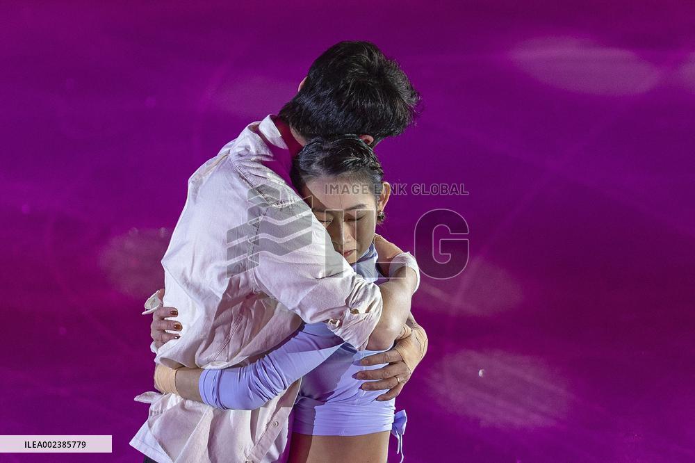 (SP)CHINA-INNER MONGOLIA-HULUN BUIR-14TH NATIONAL WINTER GAMES-FIGURE SKATING-GALA(CN)
