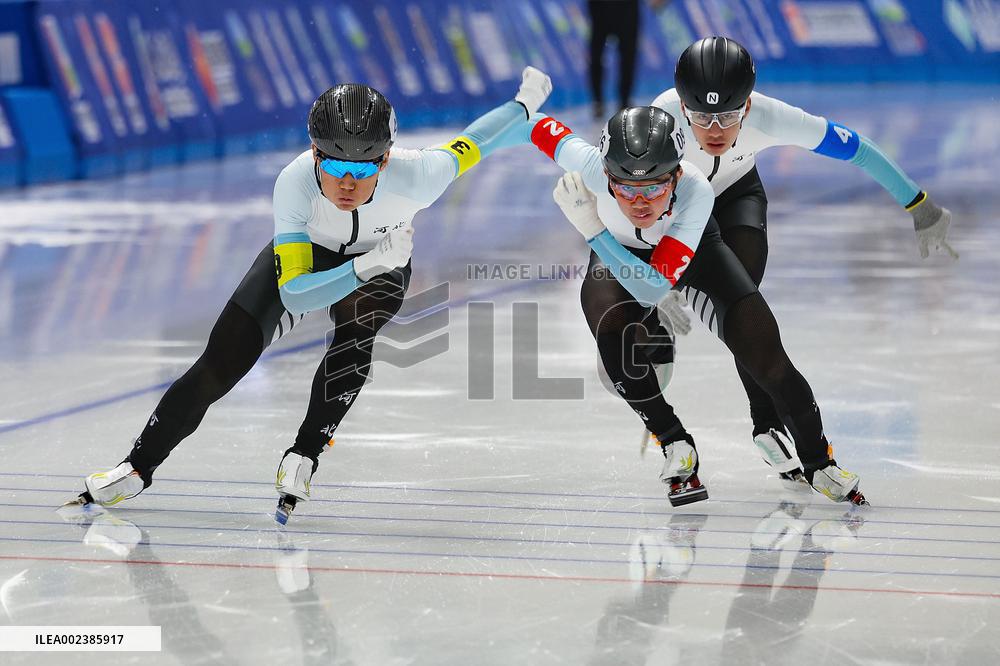 (SP)CHINA-INNER MONGOLIA-HULUN BUIR-14TH NATIONAL WINTER GAMES-SPEED SKATING-JUNIOR MEN'S TEAM PERSUIT (CN)