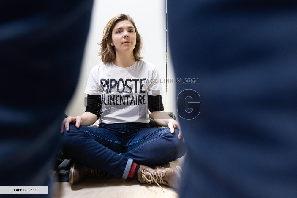 Riposte Alimentaire action at the 60th International Agriculture Fair - Paris